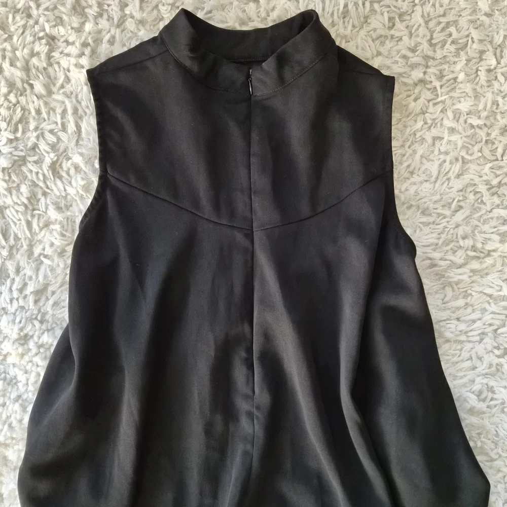 ☆5/$15☆High-Low Sleeveless Tank Top – Size S (Forever 21) - Picture 12 of 16